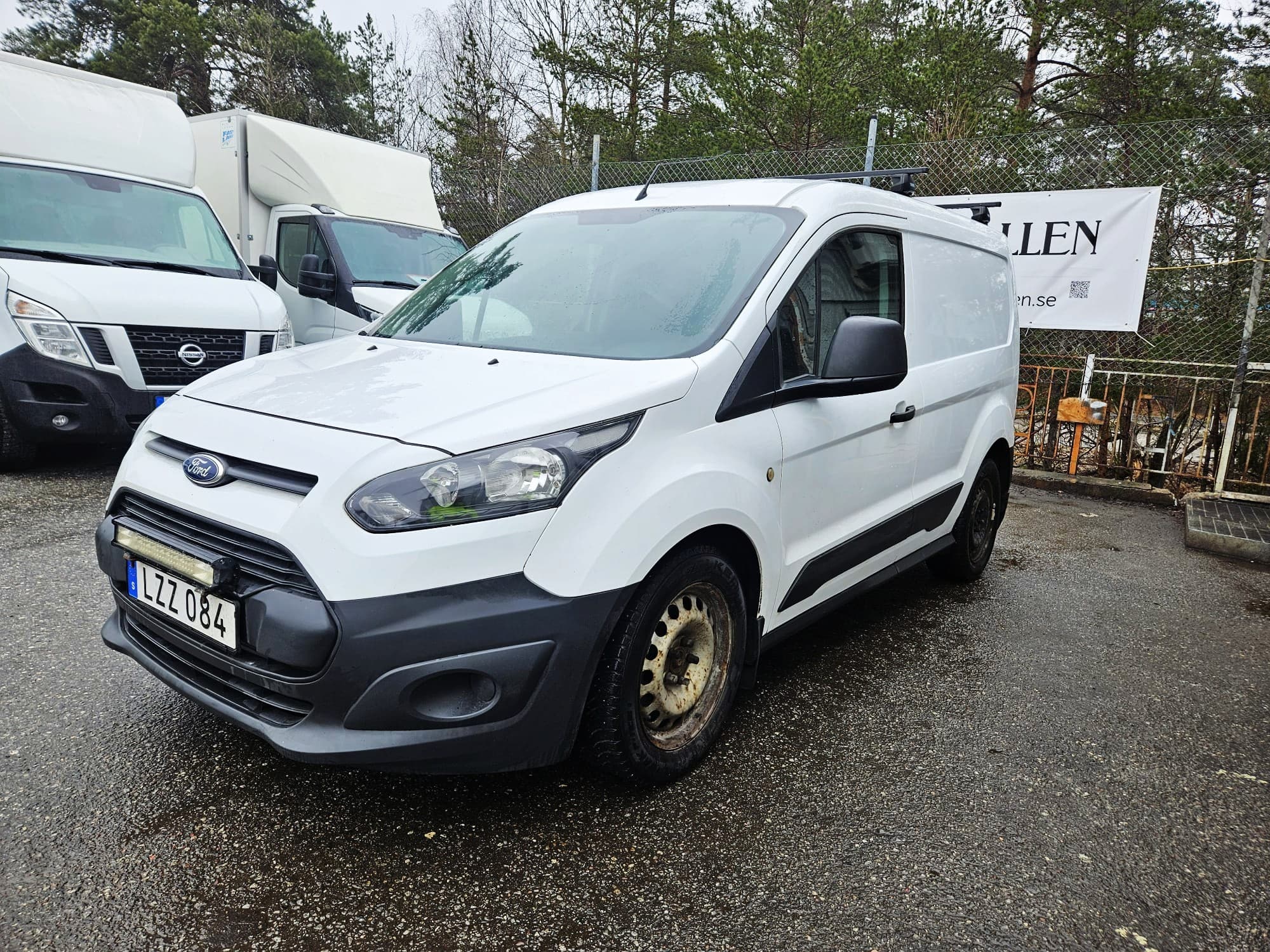 Ford Connect Connect 1.6 TDCi Värmare Drag Besiktad Servad S-V Hjul